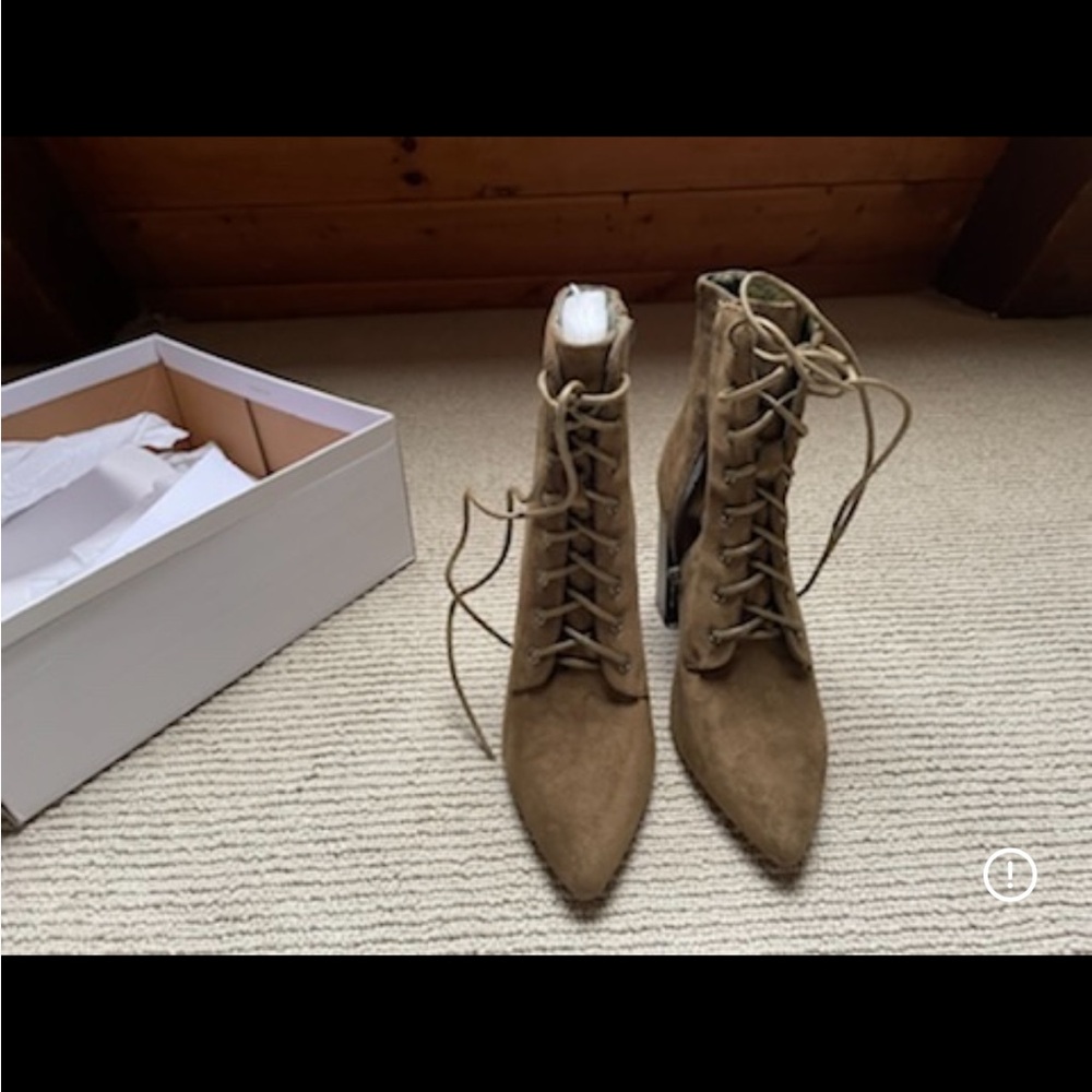 Women's Tan Lace-Up Ankle Boots